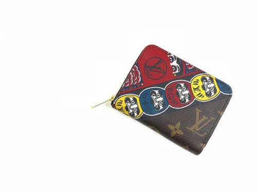 ラグジュアリーブランドのLOUISVUITTON