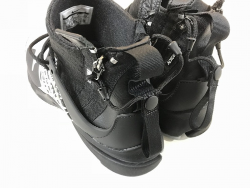 NIKE ナイキのACRONYM アクロニウム