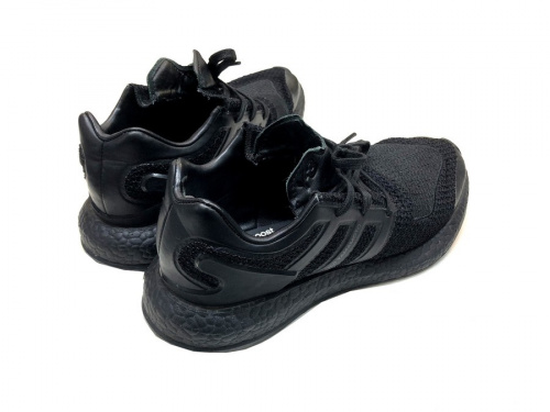 ワイスリーのadidas