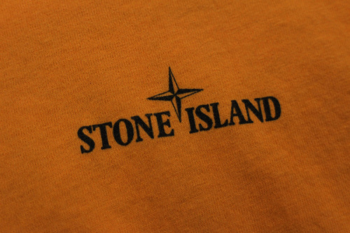 ストリートブランドのSTONE ISLAND