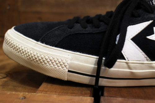 コンバースのスニーカー