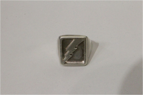 アクセサリーの葛西