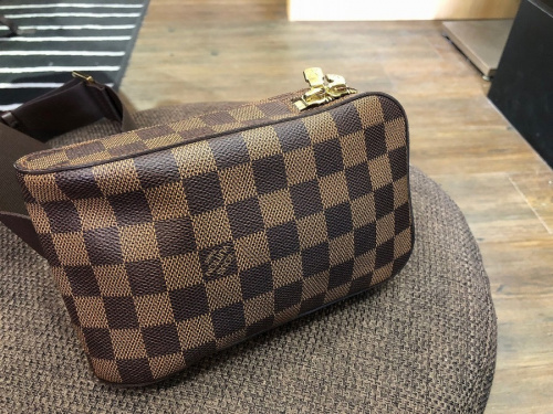 LOUIS VUITTONのルイヴィトン