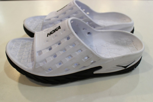 HOKAONEONEのホカ オネオネ