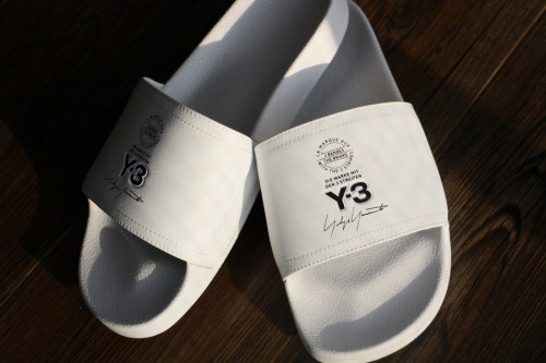 ドメスティックブランドのY-3