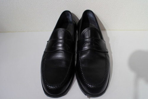 フラテッリ ジャコメッティのローファー