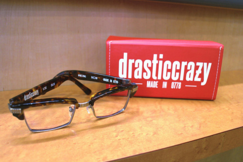 ドメスティックブランドのdrasticcrazy