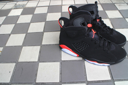 NIKE AIR JORDAN 6 RETROのナイキ エアジョーダン 6 レトロ