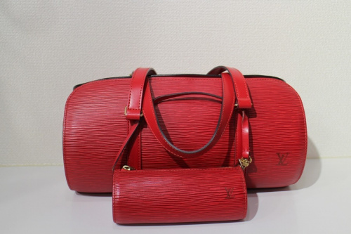 LOUIS　VUITTONのルイヴィトン