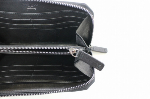 Jimmy Chooのジミーチュウ