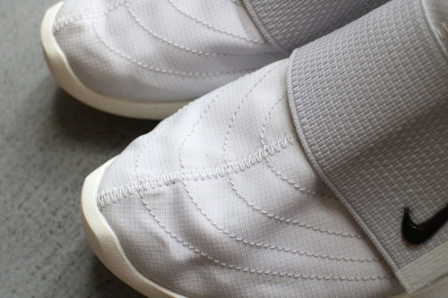 スニーカーの葛西