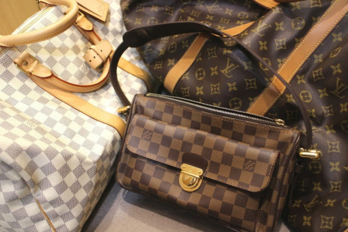 ラグジュアリーブランドのLOUIS　VUITTON