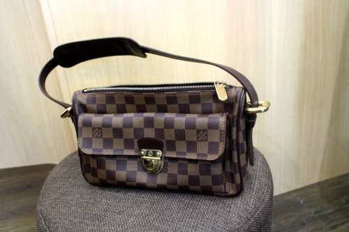 LOUIS　VUITTONのルイヴィトン