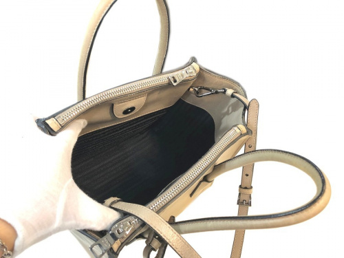 レザーハンドバッグの葛西　ハイブランド