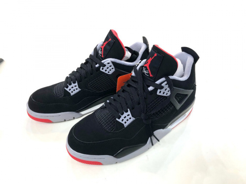 NIKE AIR JORDAN 4 RETROのナイキ エアジョーダン 4 レトロ