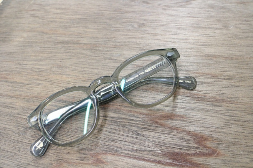 ドメスティックブランドのMOSCOT