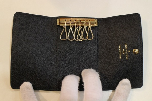 ルイヴィトンのキーケース