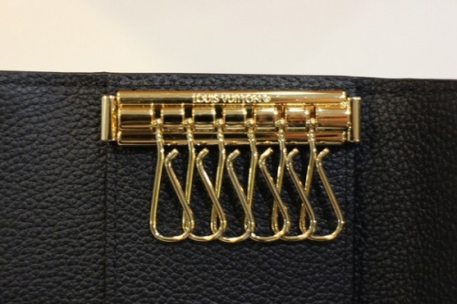 キーケースの葛西