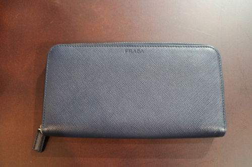 プラダのブランドバッグ