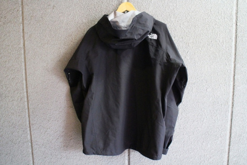 ジャケットの葛西