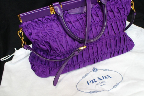 ラグジュアリーブランドのPRADA