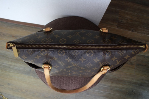LOUIS VUITTONのルイヴィトン