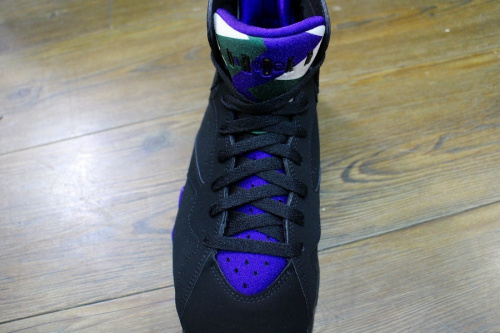 ナイキ エアジョーダンのスニーカー