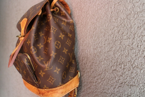 LOUIS　VUITTONのルイヴィトン