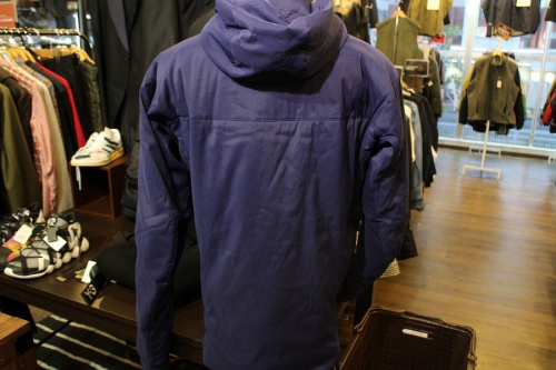 アークテリクスのLT フーディ