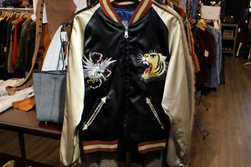 テーラートウヨウのスカジャン