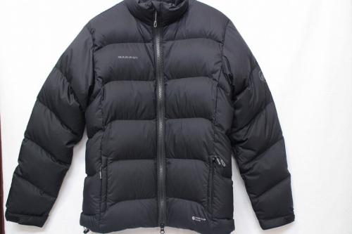 マムートのダウンジャケット