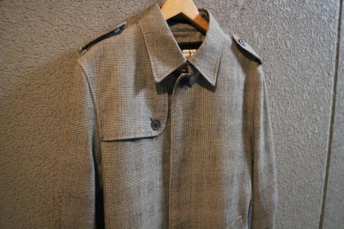 インポートブランドのBURBERRY　BLACK　LABEL