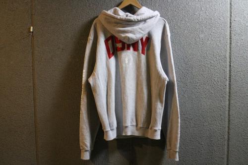 ヘロン プレストンのパーカー