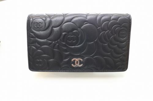 CHANEL/シャネル カメリア 二つ折り財布 入荷のお知らせです