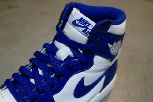 スニーカーのメンズ