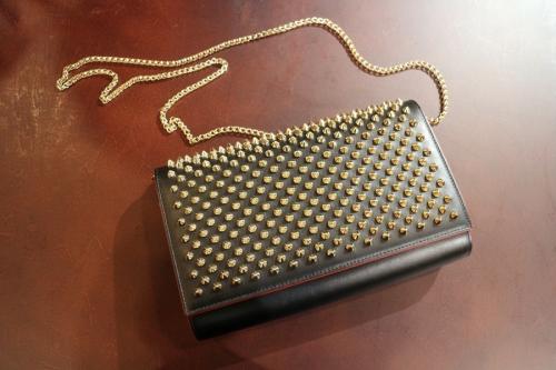 ラグジュアリーブランドのChristian Louboutin