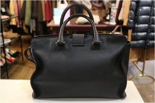 Saint Laurent Parisのサンローランパリ