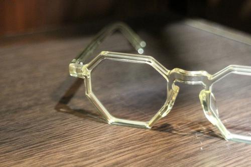 ギュパールのクラシック眼鏡