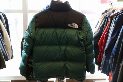 ザノースフェイスのNuptse Jacket