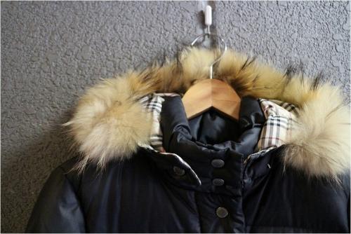 バーバリーブルーレーベルのダウンジャケット