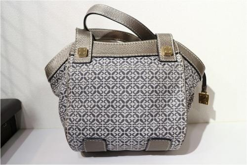 ロエベの葛西 古着