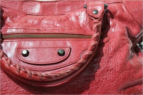 バレンシアガのバッグ