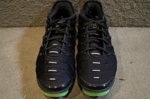 シューズ・バッグのスニーカー