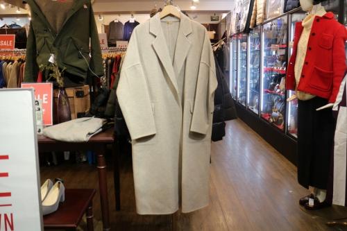 ドゥズィエムクラスのビクトリアンバーコート