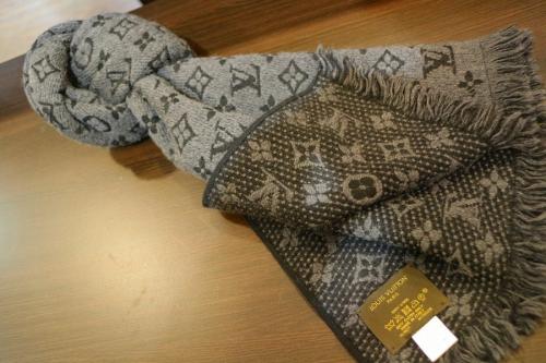 LOUIS VUITTON 　のルイ ヴィトン　