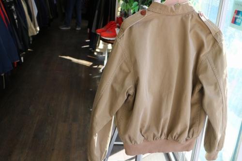 ダブルアールエルのブルゾンジャケット