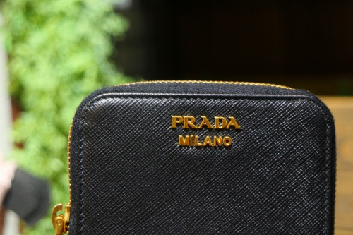 ラグジュアリーブランドのPRADA