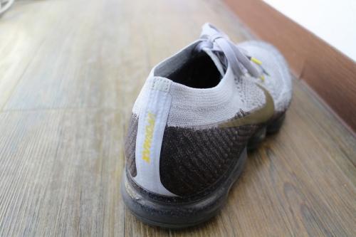 スニーカーのメンズ