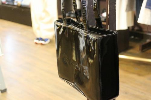 ハンドバッグのレディースＳ