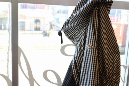 インポートブランドのMONCLER